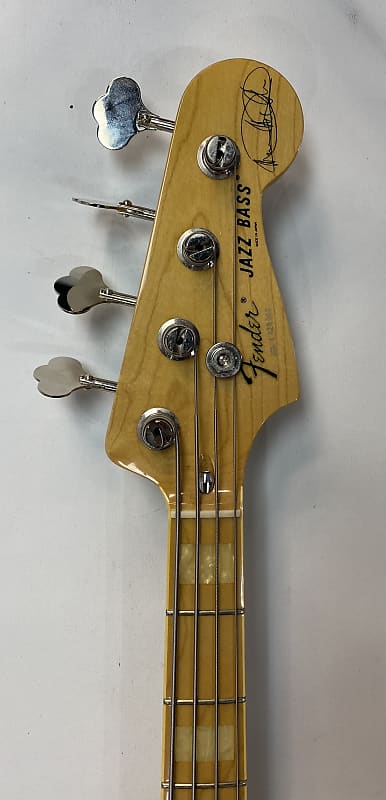 1994 Fender Jazz Bass AVRI - Black Book Guitars