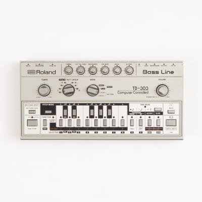 PRO SERVICED - Roland TB-303 Bassline Synthesizer Module