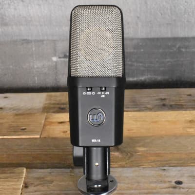 Warm Audio WA-14 « Microphone voix