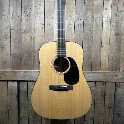Martin D-18 Acoustic Guitar-Natural image 3