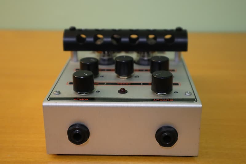 ELECTRO-HARMONIX BLACK FINGER コンプレッサー 箱付 Black Finger | DISCONTINUED 2019 | Optical Tube Compressor
