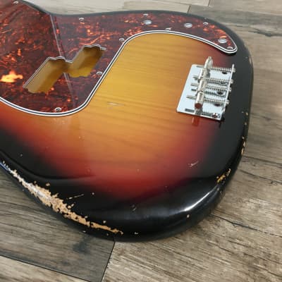 FRANCHIN Jupiter bass guitar body Relic Aged 3-Color Sunburst 100% Nitro Lacquer Alder P-Bass type Made in Italy - Stock piece #20790525 image 7