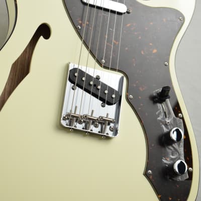 Vanzandt [Made in Japan] TLV-Thinline 2022 Vintage White