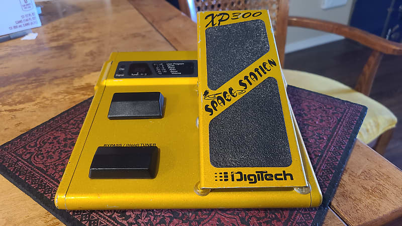 Digitech Space Station XP300 Modulation Pedal