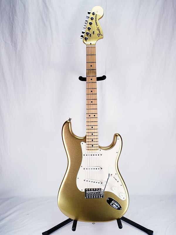 Fender FSR American Special Stratocaster with Matching Headstock