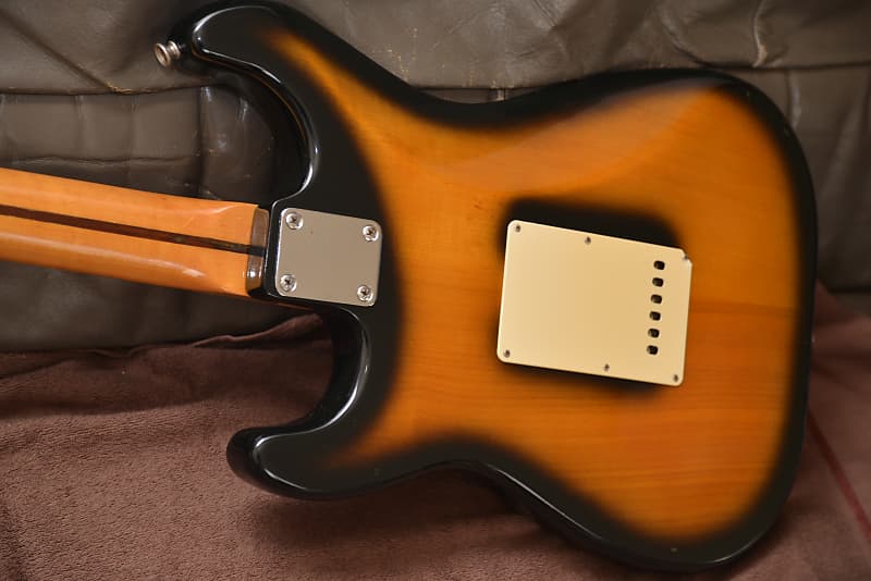 Guyatone ST Custom Made No.1975101 1975 Brown Sunburst | Reverb