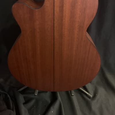 Jasmine S34C Acoustic Guitar W/case image 6