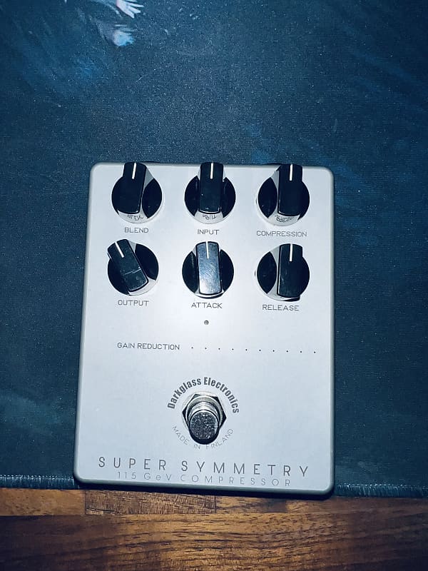 Darkglass Electronics Super Symmetry Compressor