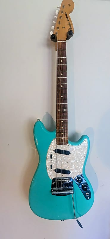 ジミヘン⭐︎Fender VINTERA 60S Mustang Fender Vintera '60s Mustang | Reverb UK
