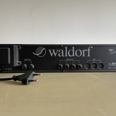 Waldorf Microwave image 4