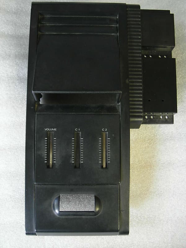 Roland XP50 XP 50 60 80 LEFT SIDE Plastic corner good condition image 1