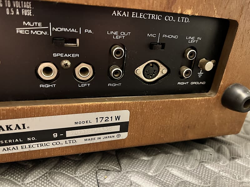 Vintage AKAI 1721W Reel to Reel Tape Deck for Parts/Repair