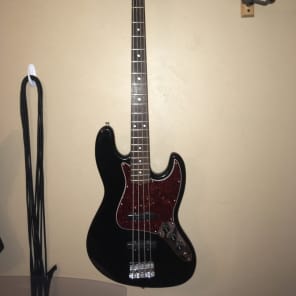 Fender jazz shop bass black tortoise