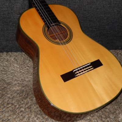 MADE IN 1988 - KAZUO YAIRI T10 - POWERFUL TORRES STYLE