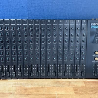 Boss BX-16 16-Channel Stereo Mixer | Reverb