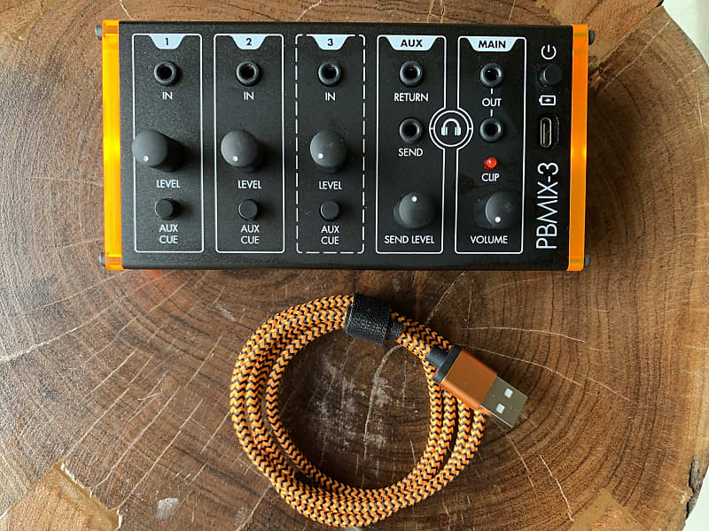 Patchblocks PBMIX3 tiny batterypowered mixer with effects Reverb