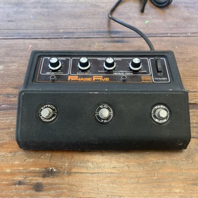 Roland AP-5 Phase Five | Reverb Canada