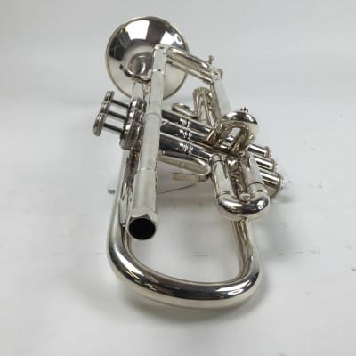 Used Bach 37 Bb Trumpet (SN: 647828) image 2