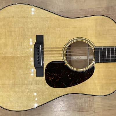 Martin Standard Series D-18 2023 Acoustic Guitar Natural image 4