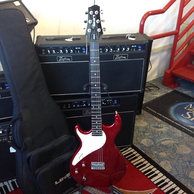 Variax store left handed