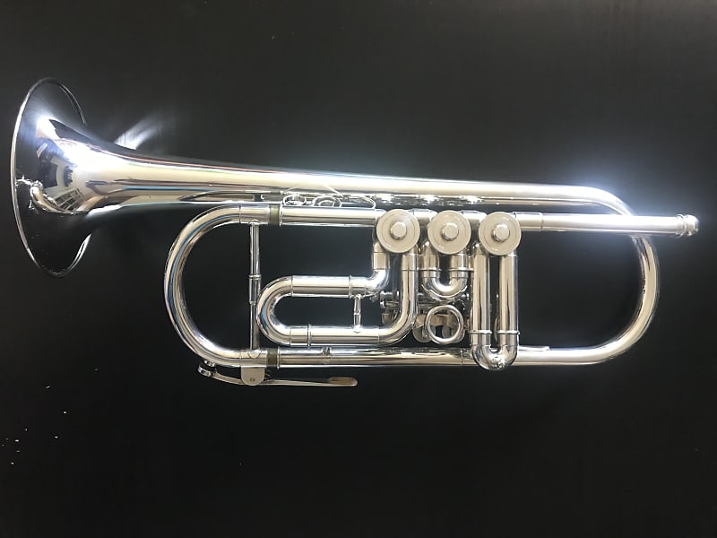 Yamaha Custom YTR-945 C Trumpet