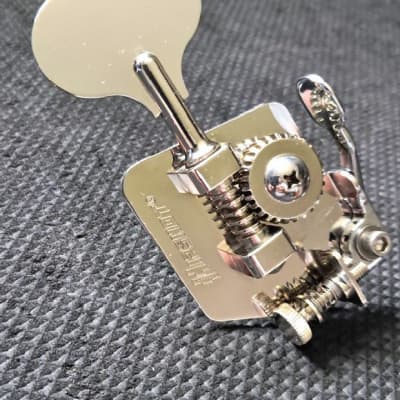 Hipshot Supertone 4-string Bass Bridge Gibson/Epi 3 point Chrome