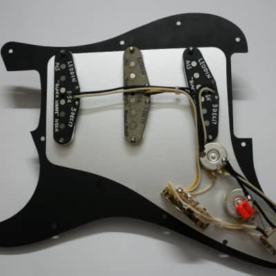 Handwound loaded Stratocaster pickguard Leddin "Black Strats" push/pull for neck pickup image 3