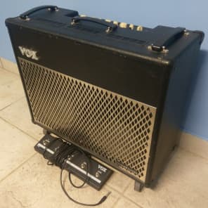 Vox vox valvetronix vt100 store 100w 2x12 guitar combo amp