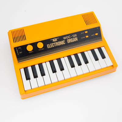 WOC-128 Electronic Organ + Sequencer - Extremely rare 1970's Japanese toy keyboard image 2