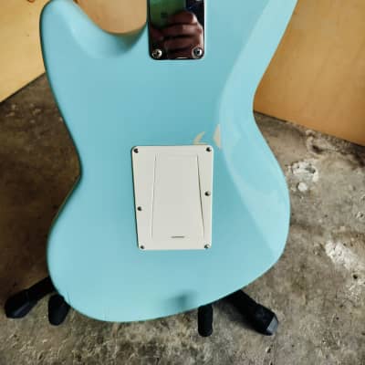 Partscaster Offset Jag-Stang 2000s - full scale - nitro sonic blue image 18