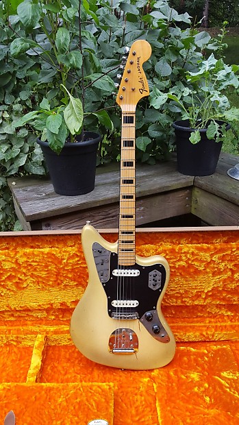 Fender jaguar 1975 outlet