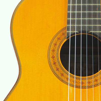 Yuichi Imai classical guitar from 1982 - excellent instrument - clear, woody, and dark sound image 3
