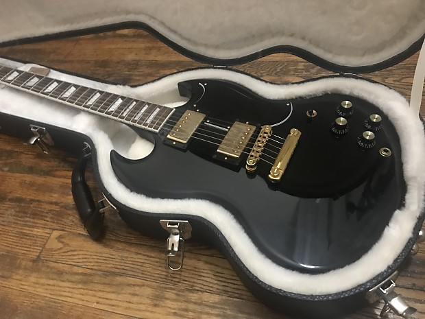 Gibson SG Standard Limited Edition 2017 Black with Gold Hardware