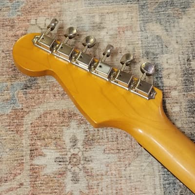 Fender Stratocaster MIJ '62 Reissue 1993-94 - 3-Tone Sunburst image 12