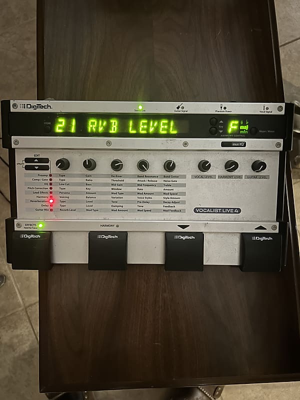 その他 DigiTech Vocalist Live 4 DigiTech Vocalist Live 4 Vocal Harmonizer VOCALIST LIVE 4 B&H