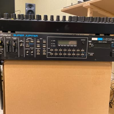 Roland MKS-80 Super Jupiter rev5 + Stereoping controller