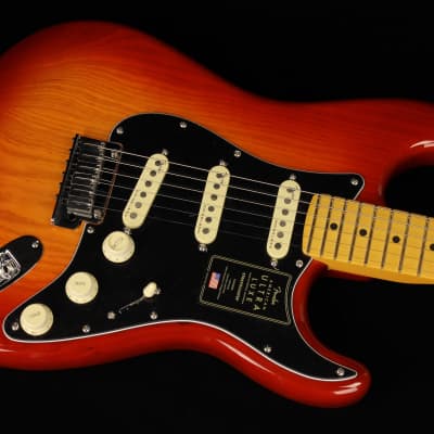 Fender American Ultra Luxe Stratocaster - MN PRB (#132) image 6