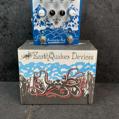 EarthQuaker Devices Avalanche Run Stereo Reverb & Delay with Tap Tempo V2 2018 - Present Blue Sparkle / White Print image 1