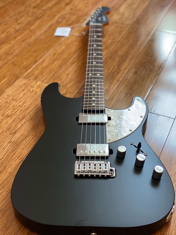 Fender Made in Japan Elemental Stratocaster Rosewood Stone