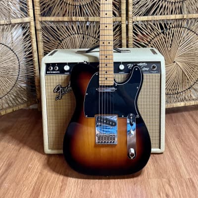 Fender Telecaster Sunburst, Nashville Body, Roasted Maple Neck image 2