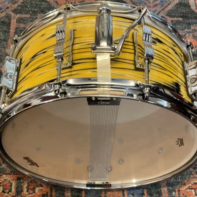 (MINT) Ludwig Classic Maple Snare Drum 14x6.5” Lemon Oyster - LS403XXA2 image 5