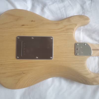 Fender American Deluxe Stratocaster 2012 - Natural ash body image 5