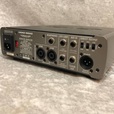 Genz-Benz Streamliner 900 bass guitar amp head with carrying bag image 3