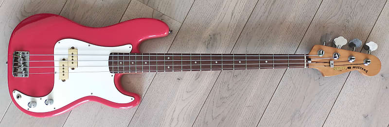 Sunn Fender Mustang Bass 1980s Red