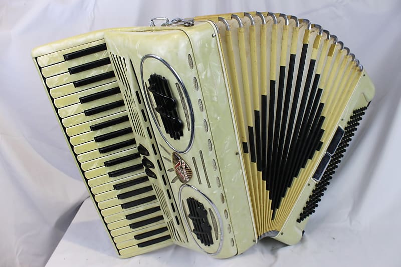 Accordiana accordion shop