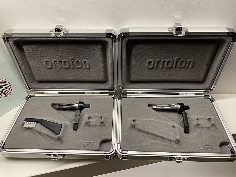 Ortofon Serato S-120 Cartridges — 2x cartridges with original