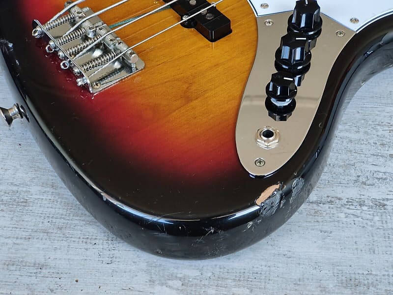 2006 Fender Japan JB62-58 '62 Reissue Jazz Bass (Sunburst