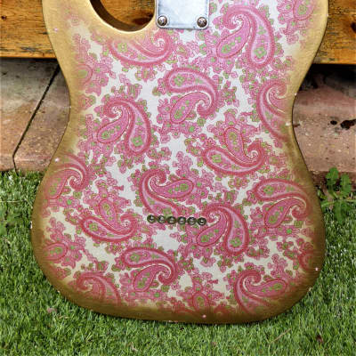 DY Guitars Brad Paisley tribute Pink Paisley relic esquire / tele body PRE-BUILD ORDER imagen 2