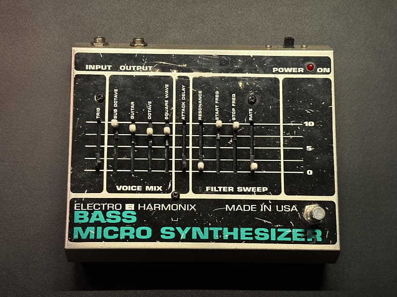 Electro-Harmonix Bass Micro Synthesizer