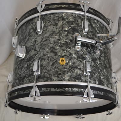 Ludwig 20/12/16/5.5x14" Drum Set - 1960s Black Diamond Pearl image 4